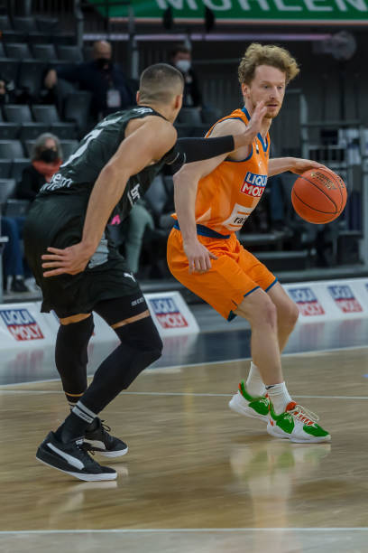 通过浙江的 通过浙江的